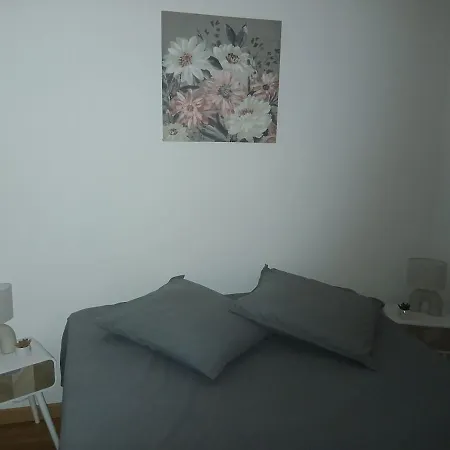 Holiday home Isles Enchantee Maison Proche Du Du Der Isle-sur-Marne
